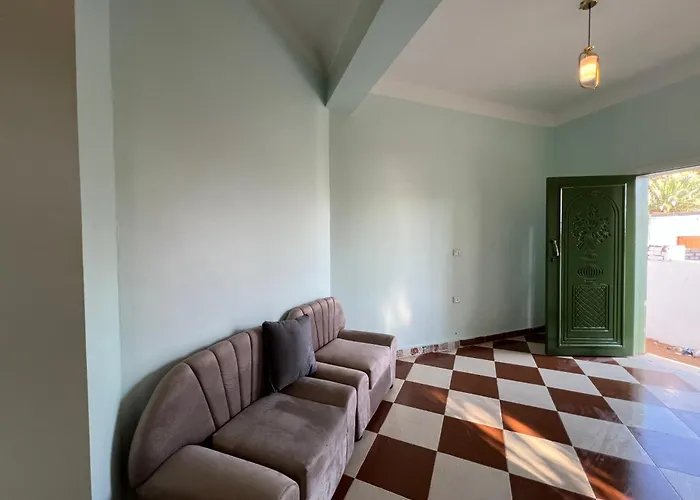 Manzzel Hostel