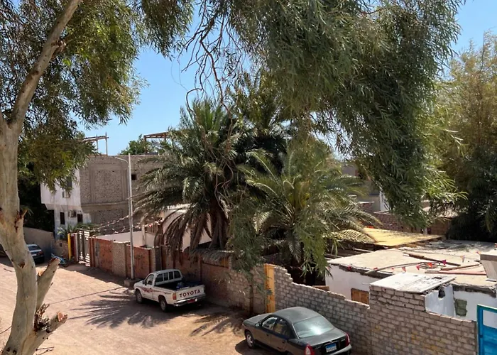 Manzzel Hostel